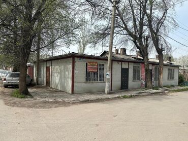 политех дом: Здание смешанного типа, расположенное на угловом участке, идеально