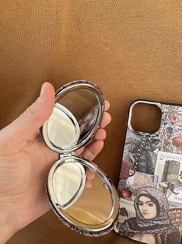 iphone ikis: Güzgü və kabro hər ikisi yenidir. Kabro iphone 13 üçündür. İkisi — 5