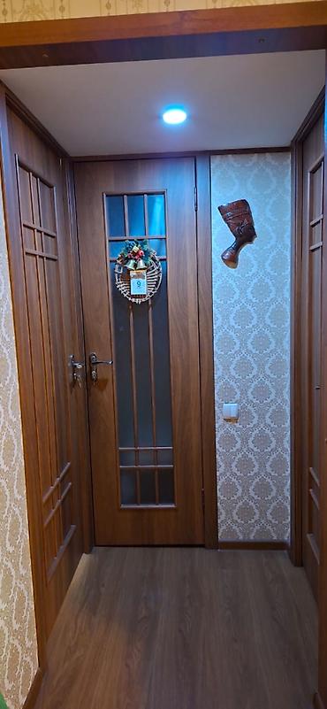 Продажа квартир: 3 комнаты, 55 м², 9 мкр 104 серия, 2 этаж — 1