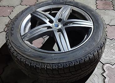 225 17 55: Продается зимние шины с диской Toyo 215/55 R17 Шины на 90% — 3