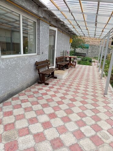 продаю дом военно антоновка трасса: 60 м², 4 комнаты