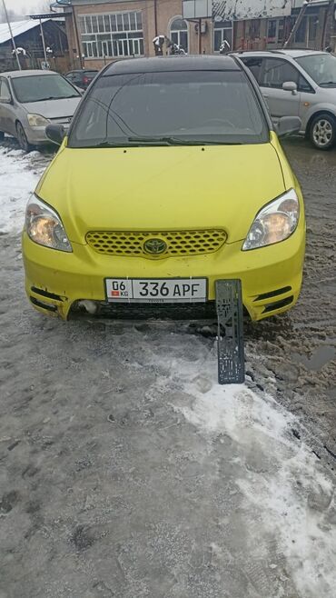 Toyota: Toyota Matrix: 2003 г., 1.8 л, Автомат, Бензин, Универсал