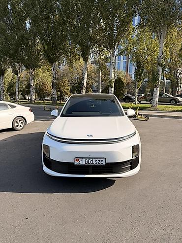 wuling mini ev: Lixiang L6: 2025 г., 1.5 л, Вариатор, Электромобиль, Кроссовер — 2