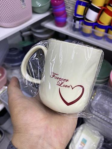 love is: Кружка с надписью «Forever Love» и сердечком. - Объем ориентировочно — 1