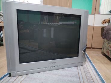 mini tv cena: Tv na prodaju. ispravan, uz njega dobijate i daljinski upravljac