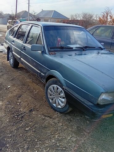 голф 4 1 4: Volkswagen Passat: 1986 г., 1.6 л, Механика, Бензин, Хэтчбэк