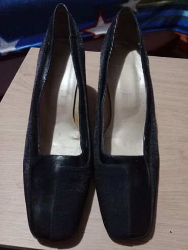 crne kozne patike zenske: Pumps, 38