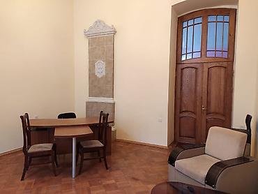 studio menziller: Bakı, 4 otaqlı, Köhnə tikili, 180 kv. m — 10