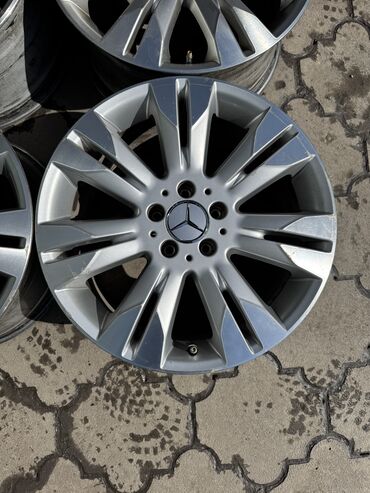 Диски: Литые Диски R 18 Mercedes-Benz, Комплект, отверстий - 5, Б/у — 4