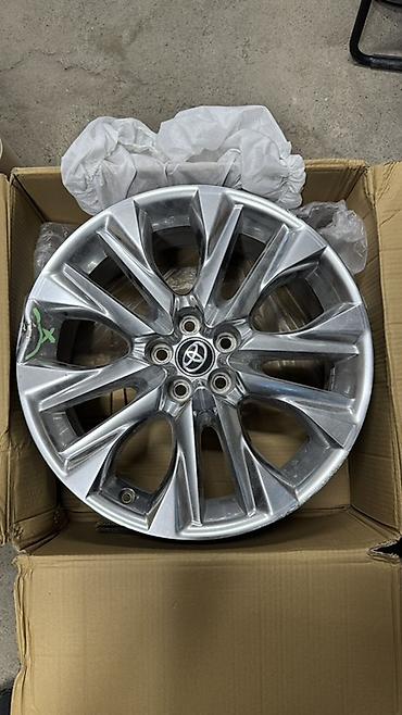 r20 toyota: Литые Диски R 20 Toyota, Комплект, отверстий - 5, Б/у — 2