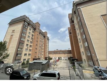 срочно продаётся 1 комнатная квартира в районе ошского рынка по улице кенсуйская: 1 бөлмө, 48 кв. м, Элитка, 5 кабат, Евроремонт