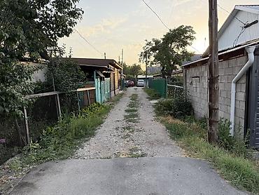 Продажа коттеджей и домов: 🏡 **ПРОДАЁТСЯ ДОМ!** 📍 **Коммунаров** 🛏 3 комнаты 📐 Площадь дома — 3