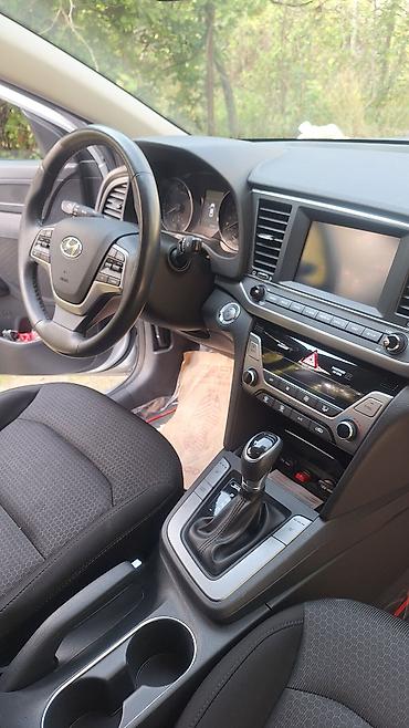 disk ve teker type 1: Hyundai Elantra – gümüş rəngli sedan Texniki və dizayn — 5