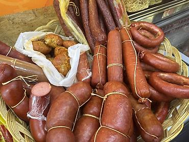 колбасный: Колбасы и сыры белорусского производства и Домашнее Мясо Копчен — 2
