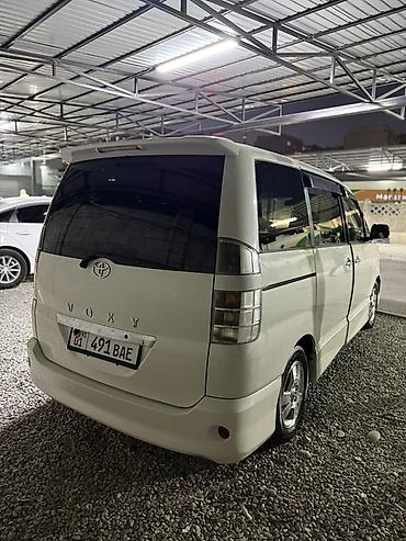 аренда авто ош камри: Toyota Voxy: 2003 г., 2 л, Автомат, Бензин, Минивэн — 3