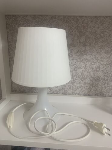 stolustu qaz sobasi: Stolustu lampa, Ikea
