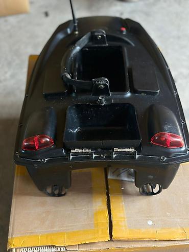 Прикормочные кораблики и кормушки: Кораблик‑прикормочник с дистанционным управлением и GPS Описание: - — 6