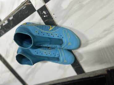 купить спортивную резину для тренировок: Бутсы Nike Mercurial с цельным верхом без шнурков, обеспечивающим