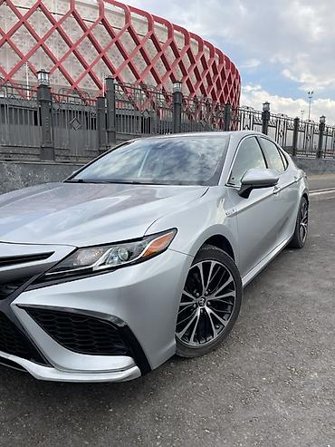 Продажа авто: Toyota Camry: 2020 г., 2.5 л, Автомат, Гибрид, Седан — 4
