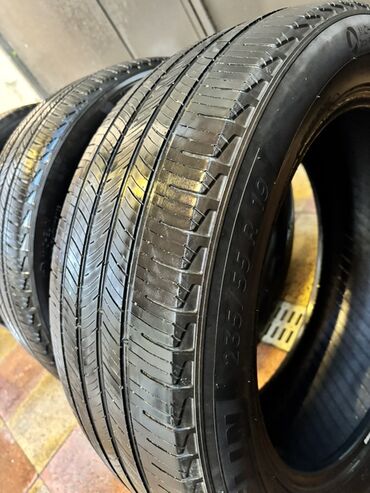 Təkərlər: Şin Michelin 235 / 55 / R 19 — 6