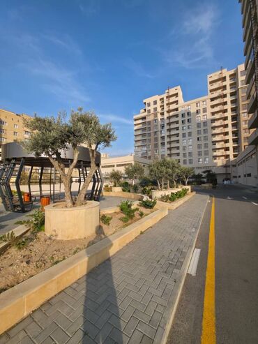 Yeni tikili: 4 otaqlı, Yeni tikili, 147 kv. m — 2