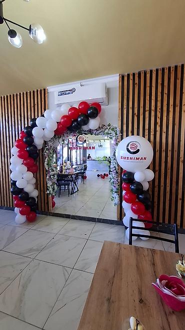 Другие товары для праздников: Оформление праздников воздушными шарами и фотозонами - Композиции из — 2