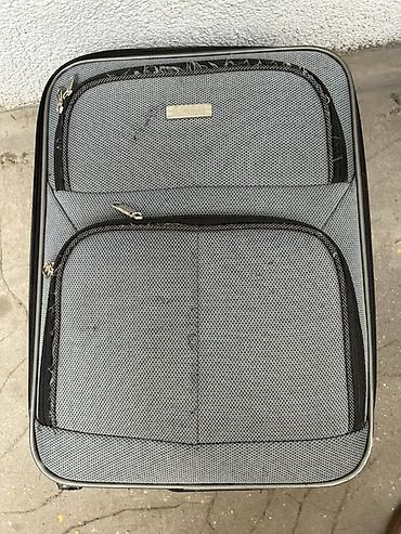 trolly bag: Чемодан, Б/у, Материал: Полиэстер, Маленький (до 40 л), На колесах — 1