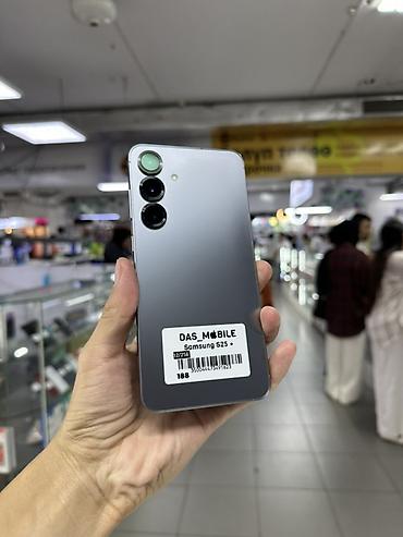 core: IPhone 13 Pro, Б/у, 128 ГБ, Pacific Blue, Зарядное устройство, Защитное стекло, Чехол, В рассрочку, 100 % — 3