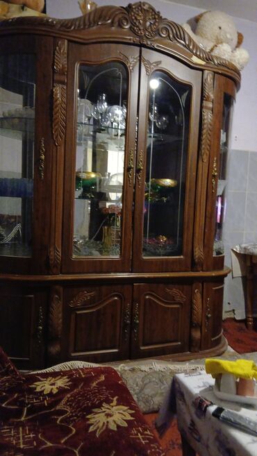 Paltaryuyan maşınlar: - Silverline ön-yükləməli paltaryuyan maşın. Qara korpus, geniş şüşə — 17