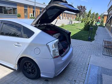 tayota progres: Toyota Prius: 2011 г., 1.8 л, Вариатор, Гибрид, Лифтбек — 2