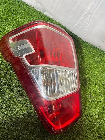 ssangyon: Стоп‑сигнал левый для SsangYong Rexton Sports (первое поколение), год — 1