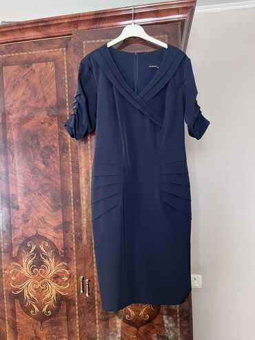 синяя вечерняя платья: Вечернее платье, Коктейльное, Средняя модель, С рукавами, XL (EU 42)