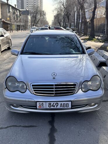 стекло бу: Mercedes-Benz C 200: 2003 г., 2 л, Автомат, Бензин, Универсал