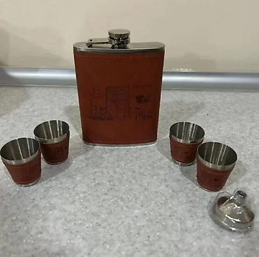 Канцтовары: Suvenir spirt qabı dəsti – Azərbaycan tematikası Tərkib: - — 3