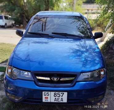 продаю в связи с переездом: Daewoo Nexia: 2009 г., 1.5 л, Механика, Бензин, Седан