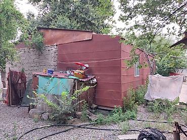 kiraye yolu ile satilan evler: Yaşayışa tam yararlı 2 otaqlı daşına bilən vaqon. İçərisi adi evdir — 2