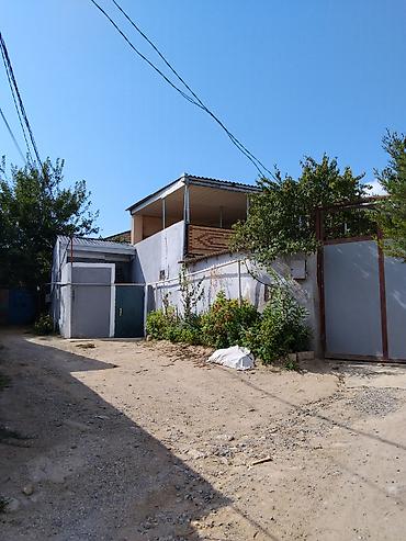 berde ev: 🏠 HÖVSAN QƏSƏBƏSİNDƏ HƏYƏT EVİ SATILIR 📍 Yola və avtobus dayanacağına — 5