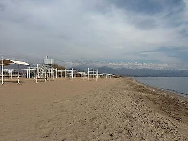 Продажа отелей и хостелов: 🔥🔥🔥🔥🔥🔥 Продается апартаменты на Иссык-Куле квадратура 33,48 м в ЦО — 7