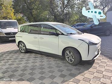 електро машина: BYD : 2022 г., Автомат, Электромобиль, Минивэн — 5