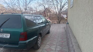 Volkswagen: Volkswagen Golf: 1996 г., 1.8 л, Механика, Бензин, Универсал