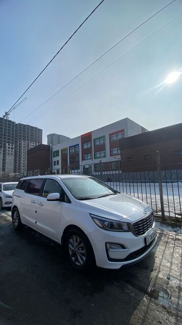 секвоя: Kia Carnival: 2018 г., 2.2 л, Автомат, Дизель