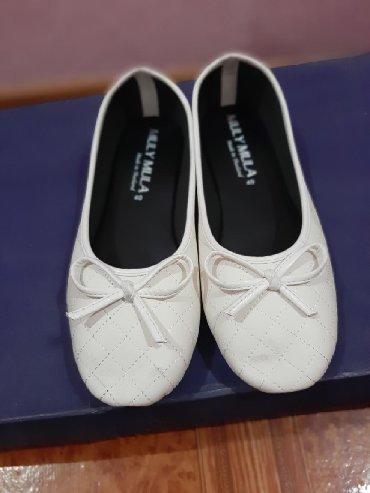 белая обувь: Туфли 38, цвет - Белый