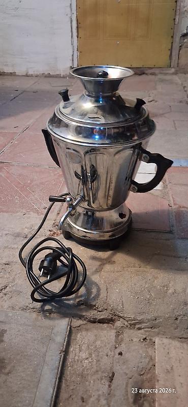 qedim samovar aliram: Yeni Elektrik Samovar, 3 l, Ünvandan götürmə — 1