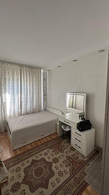 район васток 5: 4 комнаты, 84 м², Восток-5 мкр 105 серия, 2 этаж, Евроремонт — 10