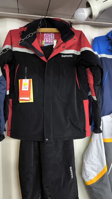 Мужские лыжные куртки: Куртка, Quiksilver, Новый, С утеплителем, Удлинённая куртка, Вентиляционные клапаны, Внутренние и внешние карманы — 28