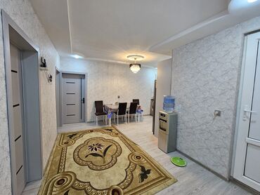 ukrayna dairesinde satilan evler: Sabunçu qəs. 4 otaqlı, 80 kv. m, Yeni təmirli