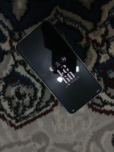 aphone 12: Samsung Galaxy S22, Б/у, 256 ГБ, цвет - Бежевый, 1 SIM — 2