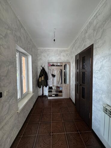 Продажа домов: Дом, 190 м², 5 комнат, Агентство недвижимости, Евроремонт at lalafo.kg — 28 Продажа домов: Дом, 190 м², 5 комнат, Агентство недвижимости, Евроремонт — 28