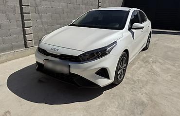 Kia K3: 2021 г., 1.6 л, Вариатор, Бензин, Седан