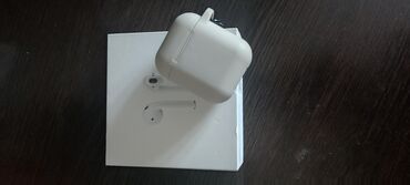 купить правый наушник airpods 2 бу: Каптагычтар, Apple, Колдонулган, Электр зымсыз (Bluetooth), Классикалык